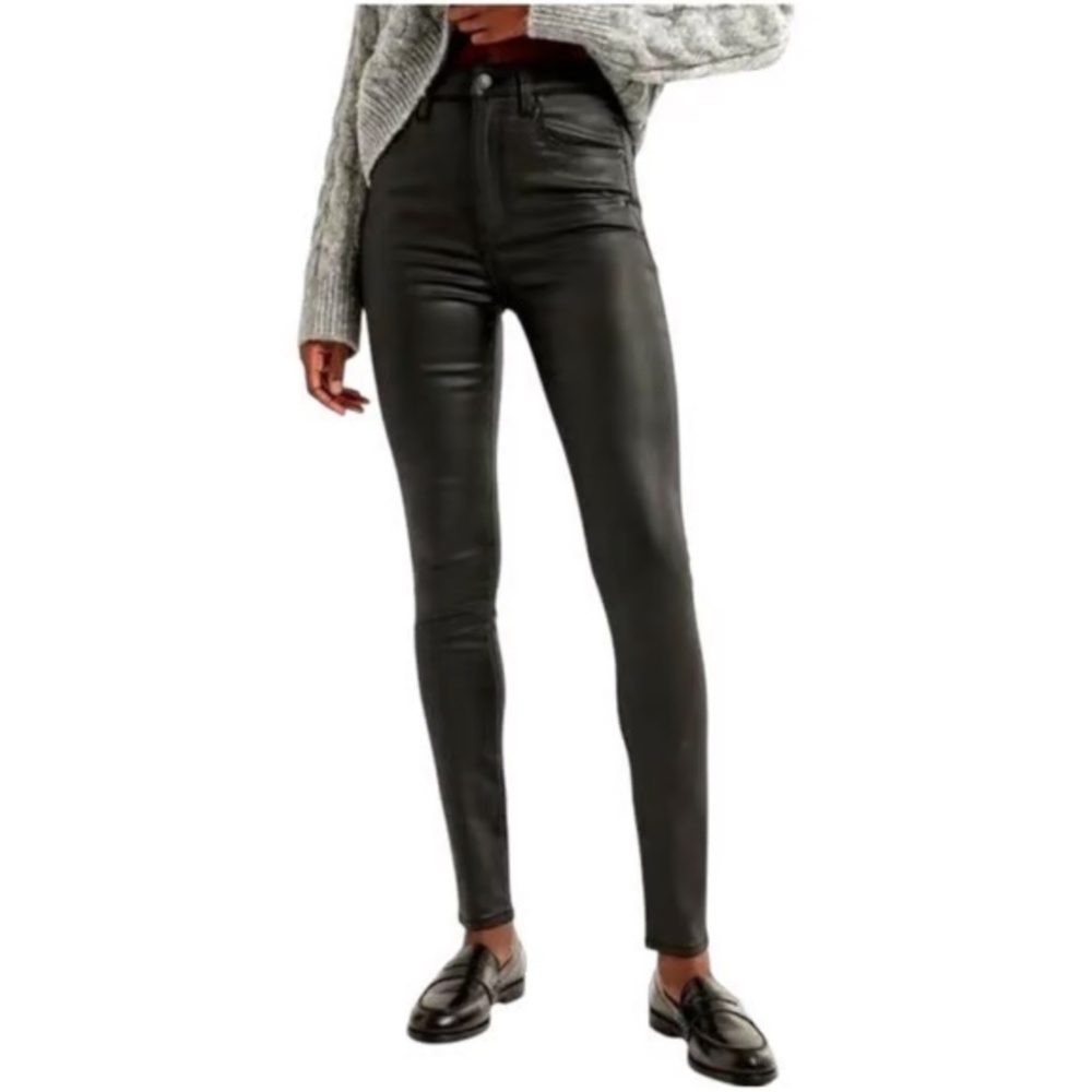 Abercrombie & Fitch Black Coated Pants The 90s Slim Straight - Size 4R